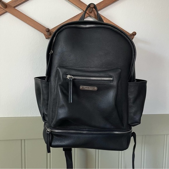 Bolongaro Trevor Contrast Zip Backpack in Black Leather - Picture 3 of 10
